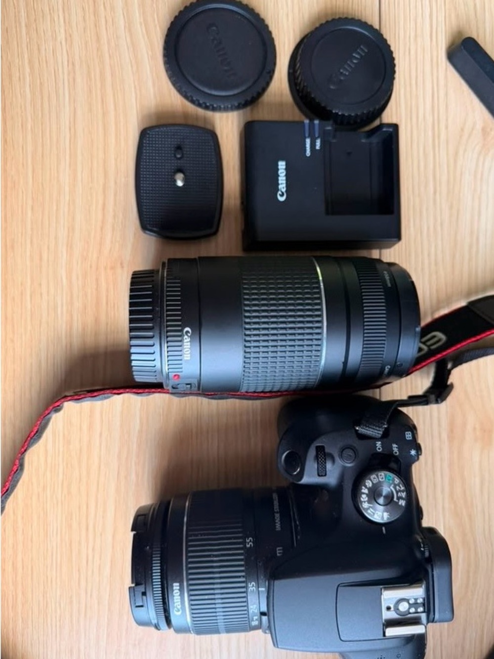 Canon EOS Rebel T7 Camera double lens kit with EF-S 18-55mm and EF 75-300mm lens - Picture 2 of 7
